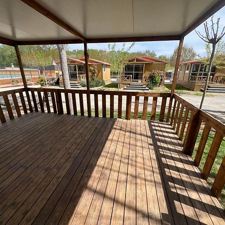 Camping Bungalow El Llac De Banyoles Porqueres Экстерьер фото
