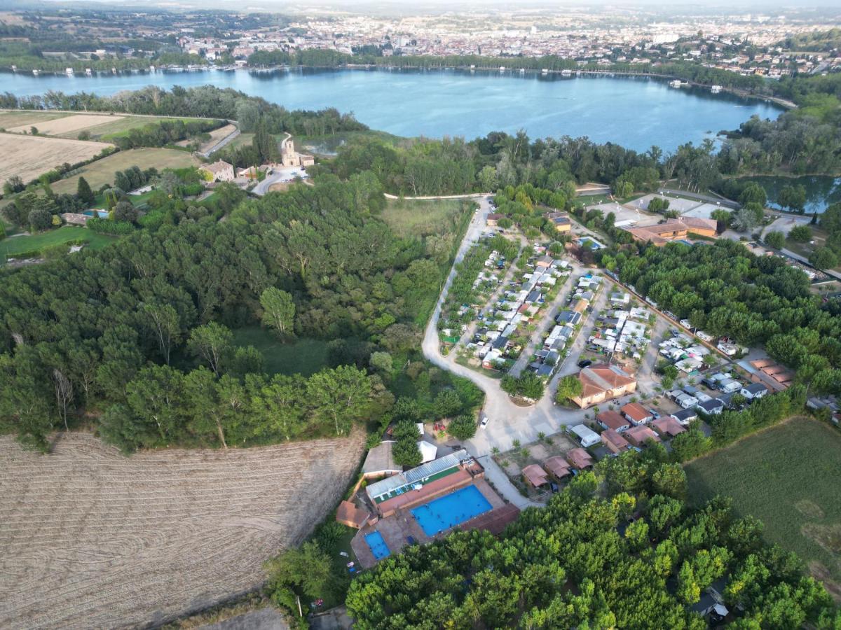 Camping Bungalow El Llac De Banyoles Porqueres Экстерьер фото
