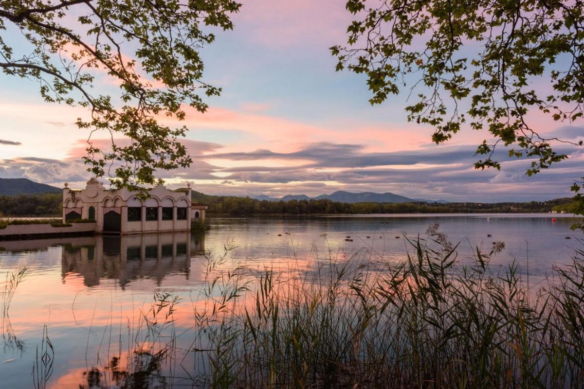 Camping Bungalow El Llac De Banyoles Porqueres Экстерьер фото